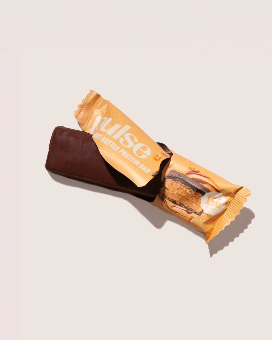 Barre protéinée cacahuète vegan et bio Pulse protein - Packaging topshot photo studio